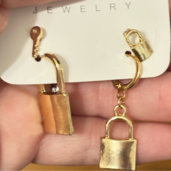 New Padlockck and key earrings mix & match for multiple ear piercings - Picture 3 of 4